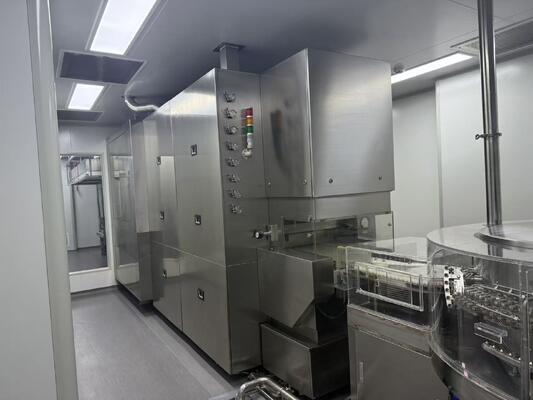 Besorgen Ampullenwaschen, 10-ml-Füllung, Versiegelungslinie, ISO 5-Laminarzone, 15.000 Stück/h ±0,5 % Präzisionsfüllung AGF-12S on-line-Fertigung