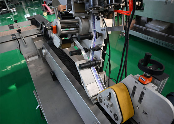 Ein guter Preis. Hochgeschwindigkeits-Arzneimittel-Kennzeichnungsmaschine für kleine runde Flaschen, präzise Kennzeichnung mit doppelter Kontrollstation Online
