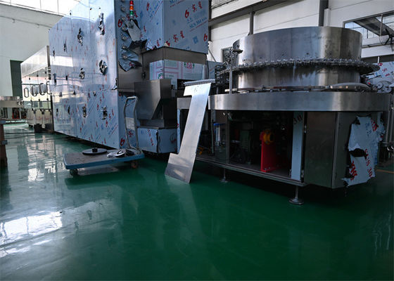 Flaschenfüllgeräte für 2-30 ml Radiopharmazeutika Aluminium-Kunststoff-Kremmen, GMP-zertifizierte sterile Verarbeitungslinie