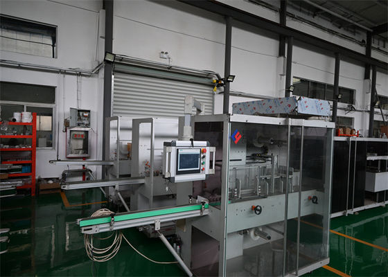 Automatische PE-Folienband- und Wickelmaschine (LYKZJ-180)
Hocheffiziente End-of-Line-Tertiärverpackungen mit Schneider Automation Integration