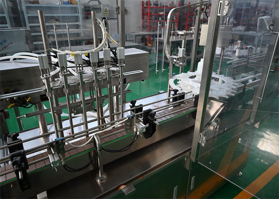 Flexible Durchstechflaschenfüllmaschine für pädiatrische Sirup 30-500ml mit Gravitationsbasierter Füllsterilitätssicherung