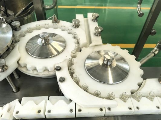 Füllmaschine für flüssige Durchstechflaschen für empfindliche flüssige Formulierungen Hochgeschwindigkeitsfüll- und Versiegelungssystem